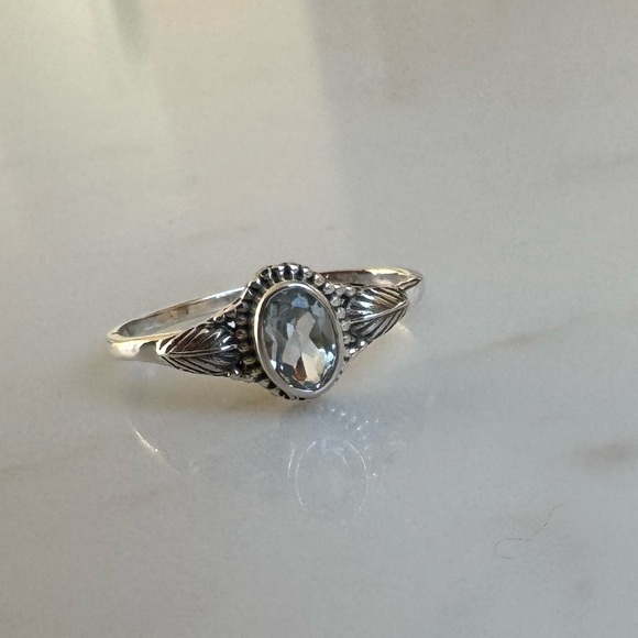 NWOT Sundance Seaview Garden Ring, Sky Blue Topaz, Sterling Silver - Picture 3 of 8